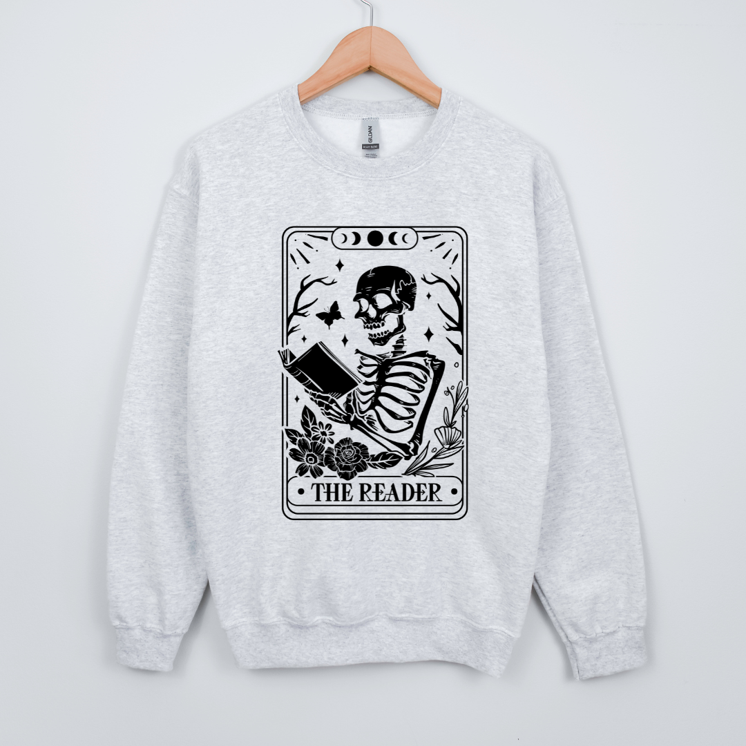 The reader tarot skeleton    | Halloween Fall